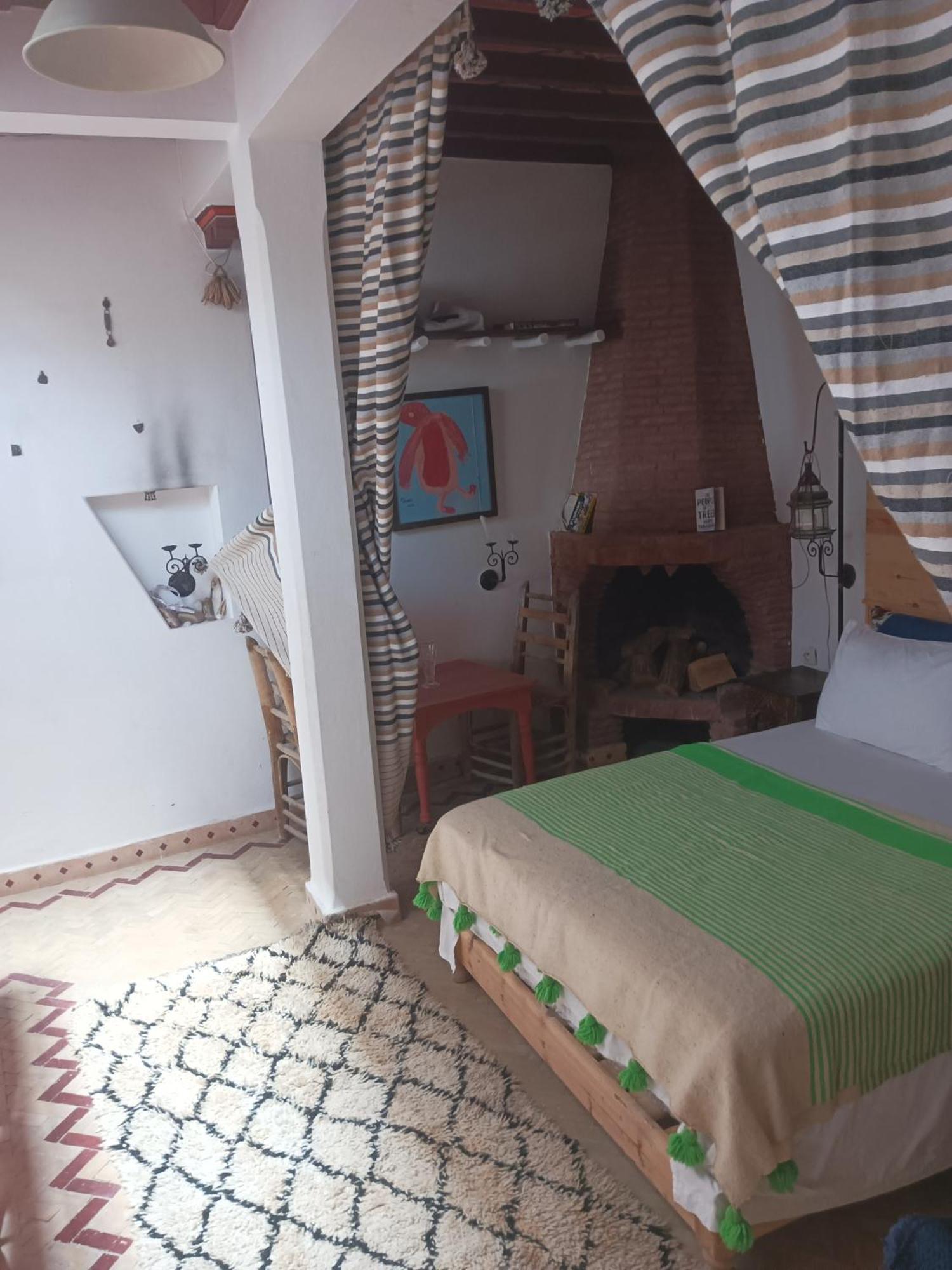Riad El Baze Szavíra Kültér fotó